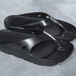 「シックソールサンダルトング」ブラックがかっこいい