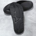 シックソールサンダルトングのアウトソール。細かいパターンが刻まれている
