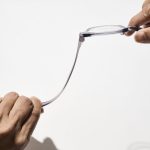 弾力性のある素材を採用