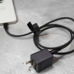 ケーブルが付属しているので、スマホ充電にも使える