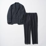 T/Q テックリネンセットアップ ジャケット ¥20,900 トラウザー ¥10,890
