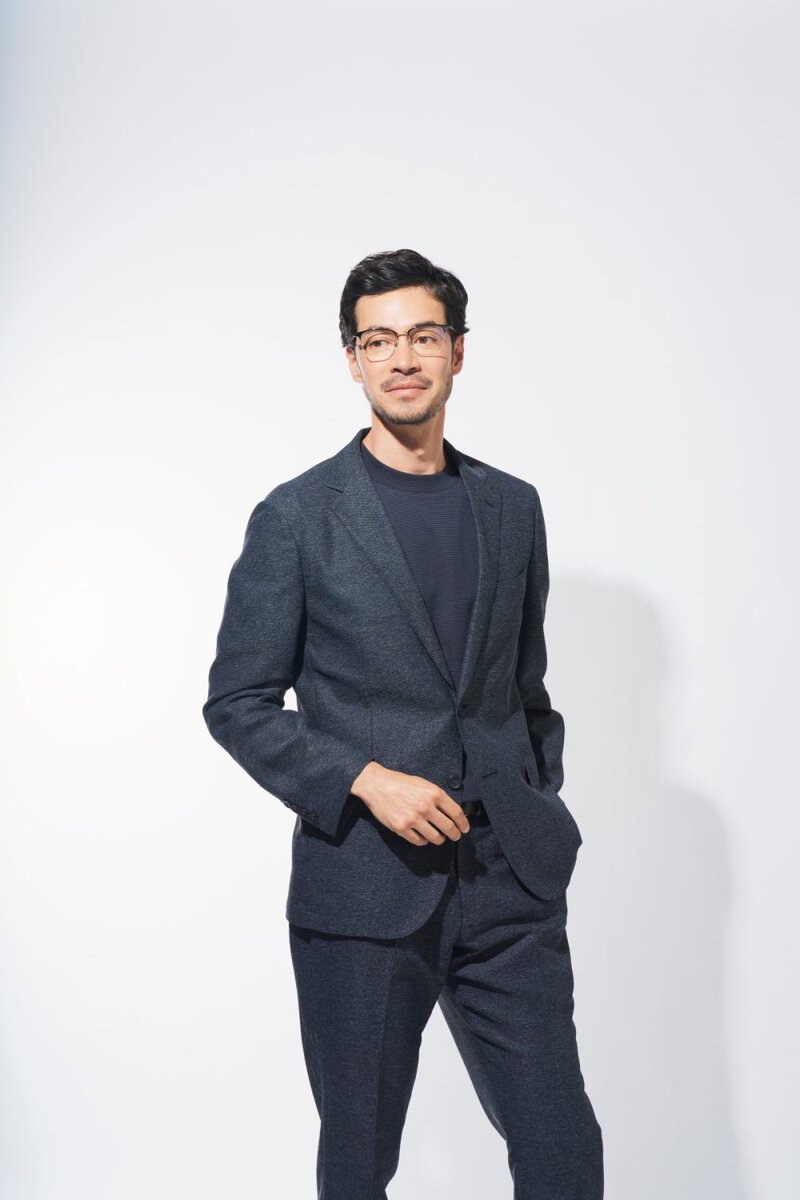 T/Q テックリネンセットアップ ジャケット ¥20,900 トラウザー ¥10,890