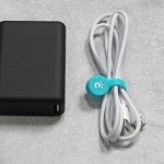 ナイロンメッシュポーチ・小はモバイルバッテリーセットを収納するのにピッタリ