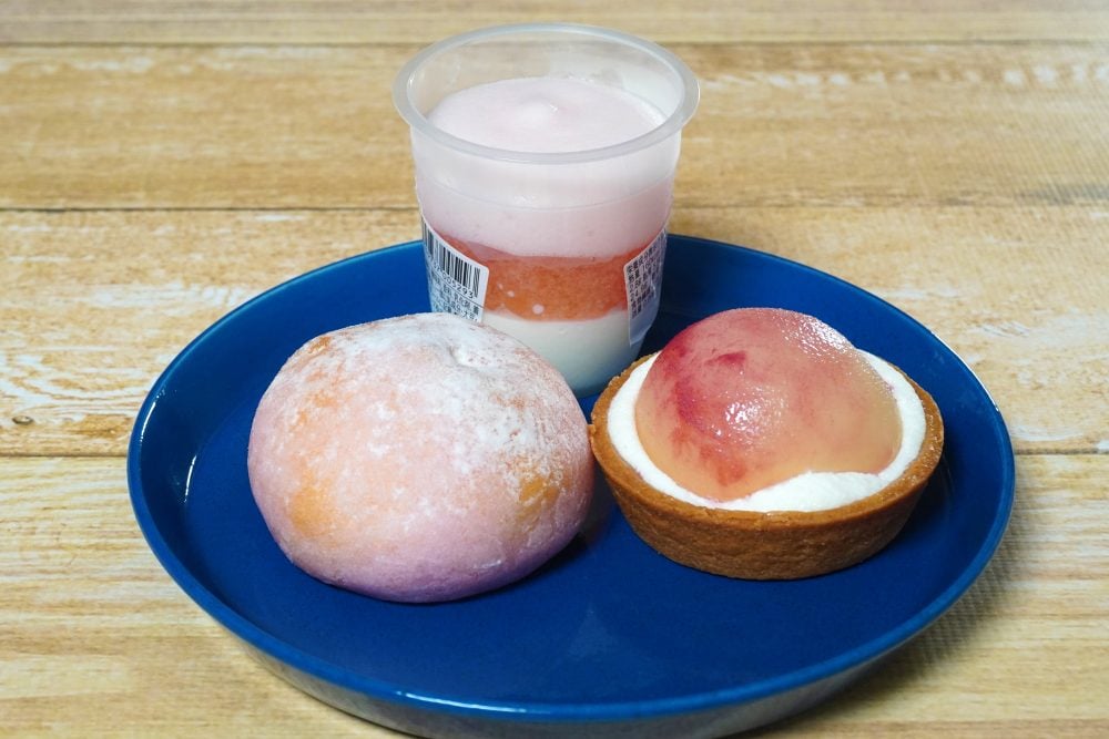 ローソンの桃づくしスイーツ第一弾の3商品