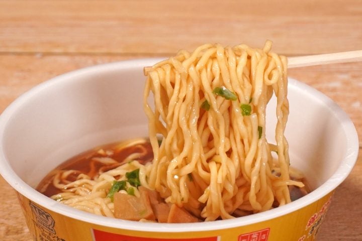 【このカップ麺がウマい】今年の「醤油カップ麺」は超豊作!TRY大賞1位の名店コラボほか、マニア激推しの3杯を徹底レビュー