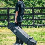収納ケースにタイヤが備わるので、転がして運ぶこともできる