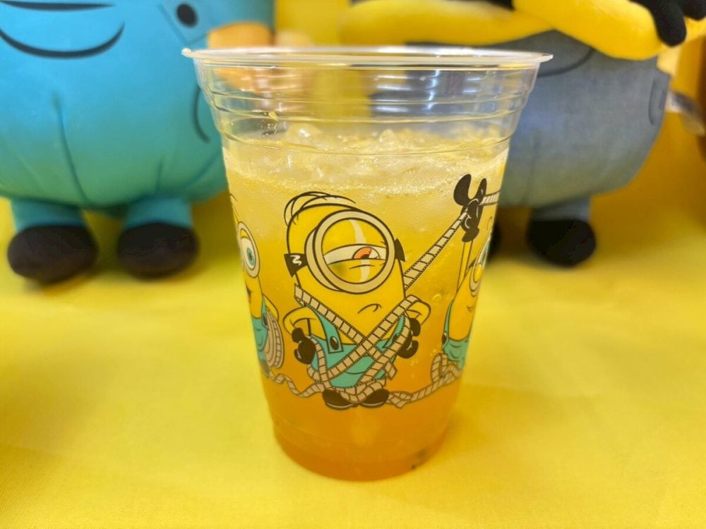 ミニオンズ はじけるトロピカルソーダ