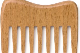 【ローソンでしか買えない無印良品】旅行に便利な限定セットや話題のヘアコームが優秀！人気ベスト3を無印マニアが解説