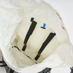 収納部はシンプルな構造。ロールトップタイプなので、雨の浸入を防ぎやすく、荷物の増減にも対応しやすい。（ニュージャンクション 40）