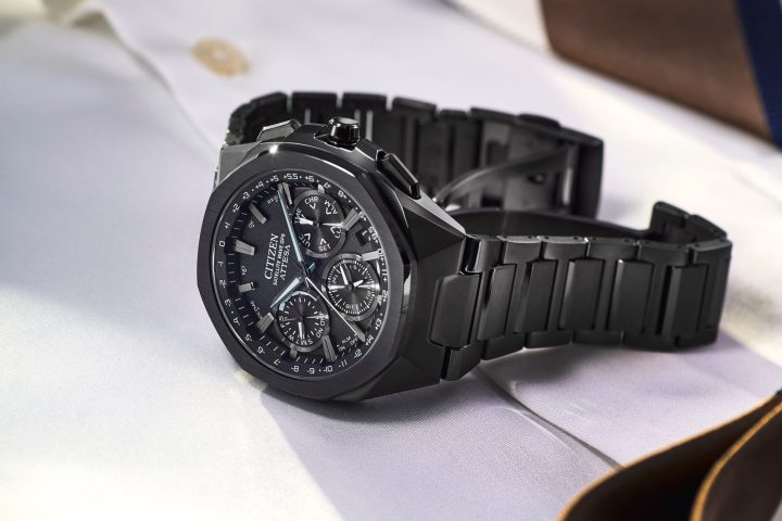 【高級機械式の常識を覆す!?】33万円のシチズン「アテッサ」は機能全盛り!頑強&軽量でキズに強い…最先端技術が詰まった“新・一生モノ腕時計”を徹底解説
