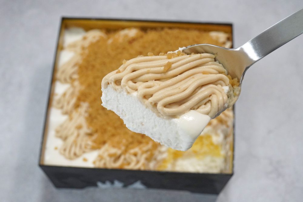 モンブランクリームとホイップクリームの相性は最高です!