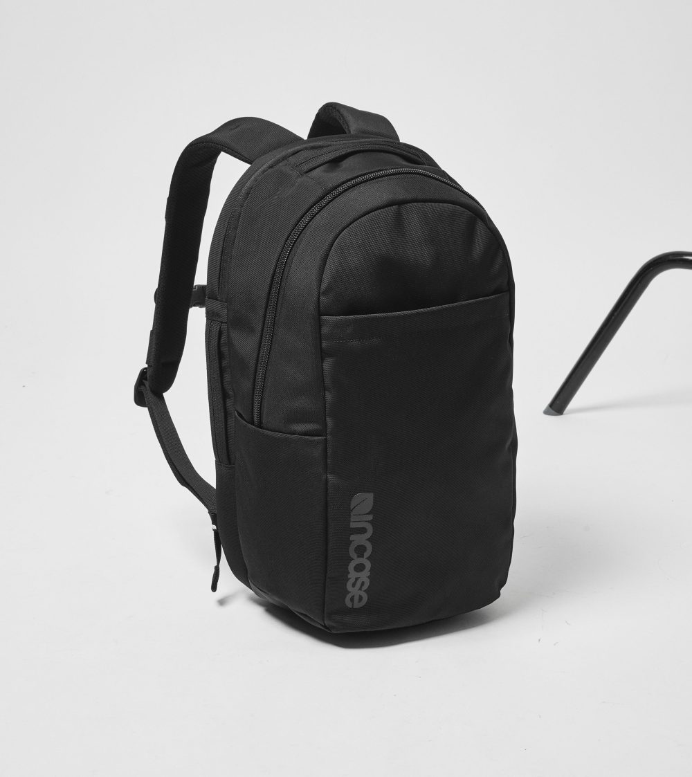 インケース　グリッド バックパック 23L