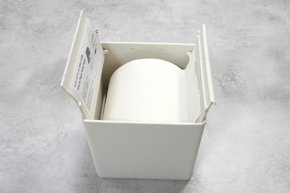 直径120mm以内のトイレットペーパーに対応します。