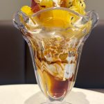 イエロー×ブラウンのこっくりとした色合いが秋らしさを感じさせる