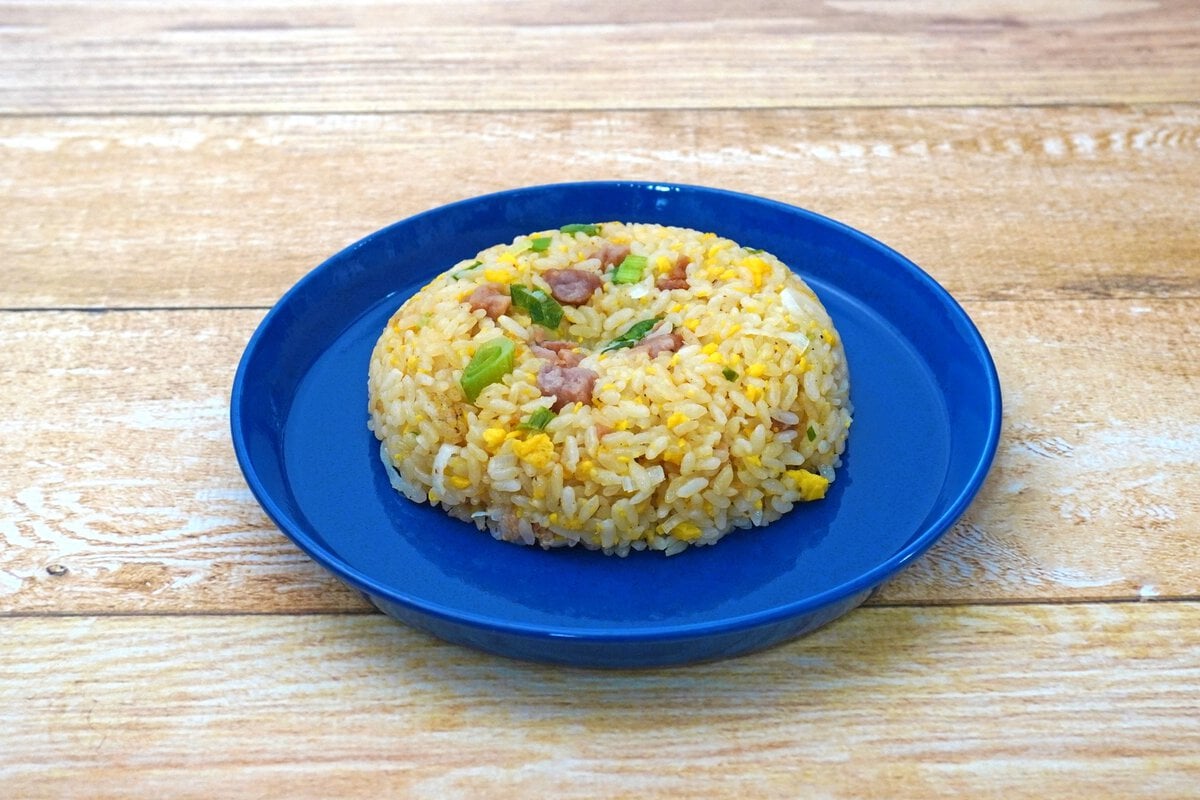 マイルドな味わいで、直火焼豚のジューシーさが際立っていました