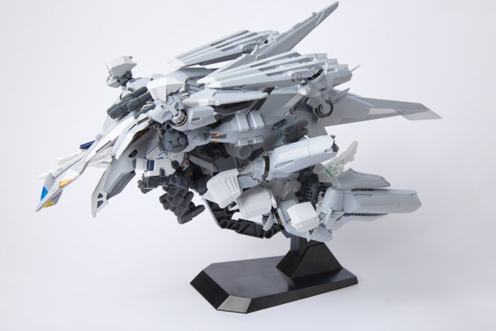 「量産型νガンダムまで分離するとは…!」映画『閃光のハサウェイ』最新ガンプラの恐るべき完成度&名シーンを彩るリアルな戦禍ジオラマに注目【MonoMaxホビー大賞2026】