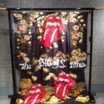 NOB MIYAKE ストーンズの象徴的なモチーフを取り入れた新しい着物と掛け軸を披露