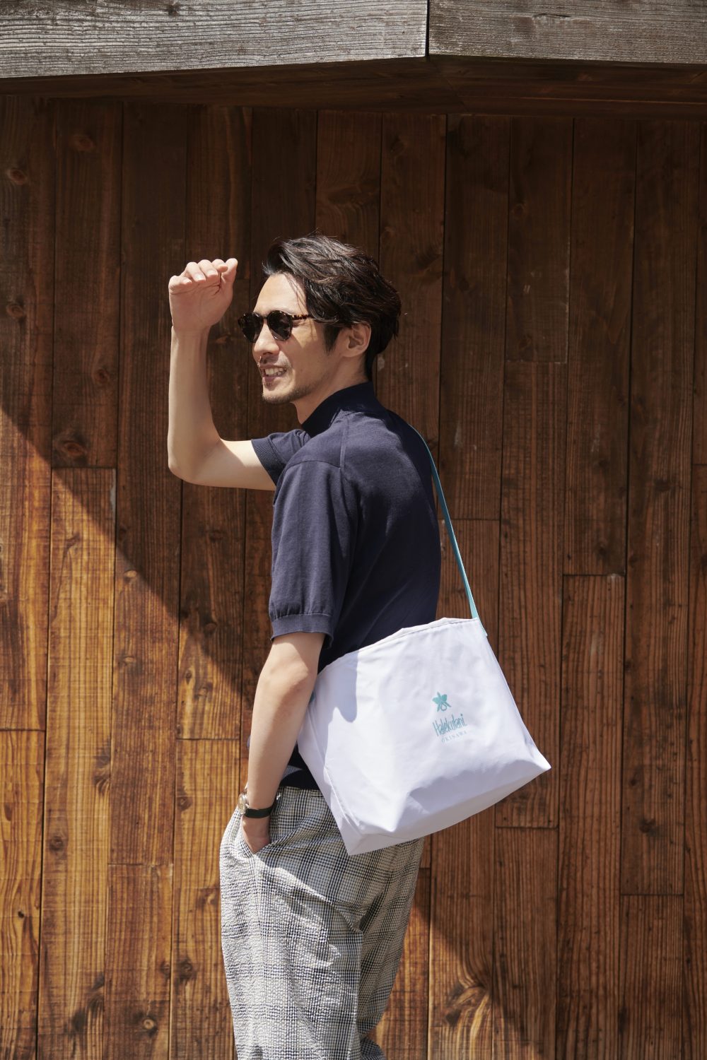 MonoMaster8月号の付録は「ハレクラニ沖縄」とコラボ！ お買い物に便利なショルダータイプの保冷バッグです！