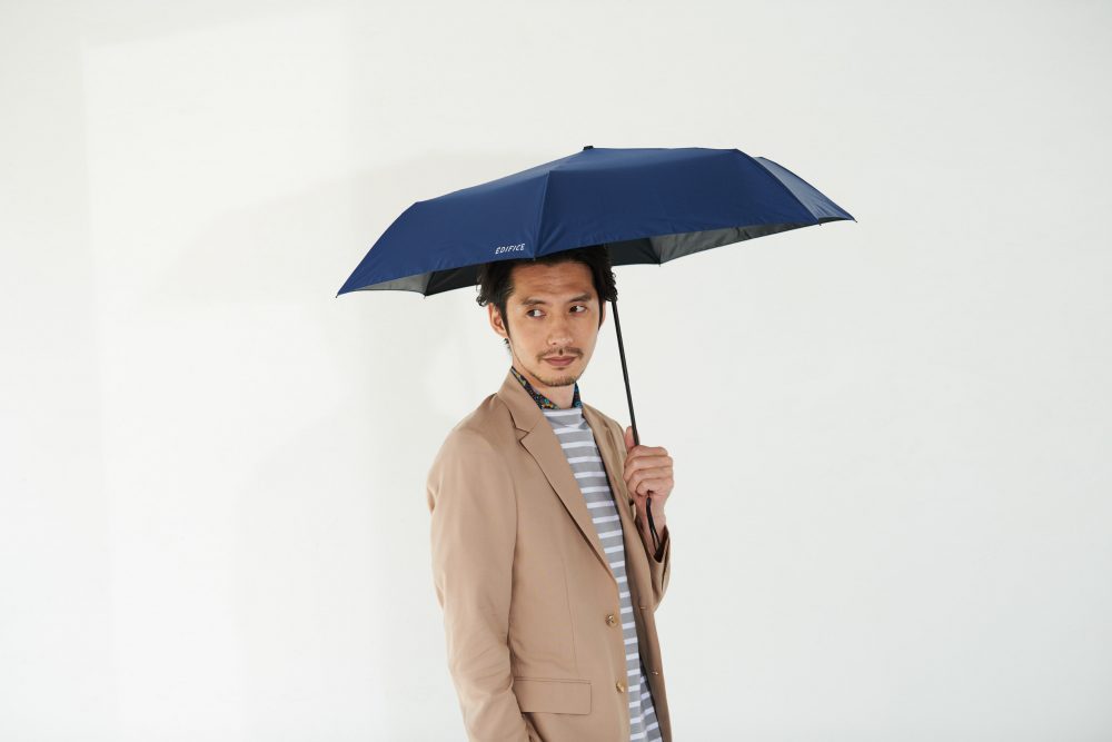 【超軽量な折り畳み傘】MonoMaster7月号特別付録「ÉDIFICE（エディフィス）」の日傘としても使える折りたたみ傘
