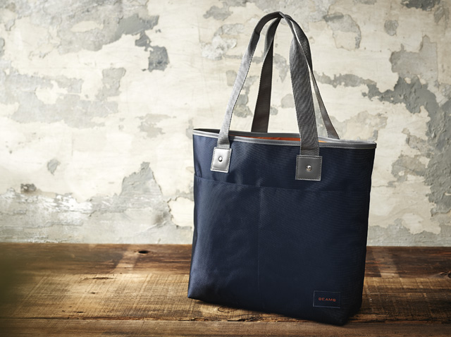 【速報】BEAMSのBIGトートバッグは、高いデザイン性と大容量を誇る、まさにスペシャルなバッグです！【MonoMax12月10日発売号特別付録】