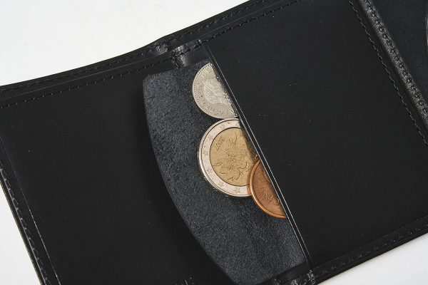 機能面で大進化！　＋αが新しいミニ財布4選！