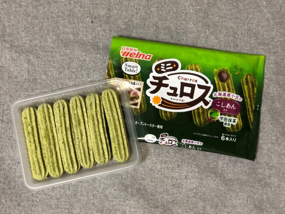 「北海道産小豆のこしあん」と「宇治抹茶生地」が相性抜群！ハードクリスピー食感のやみつきチュロス