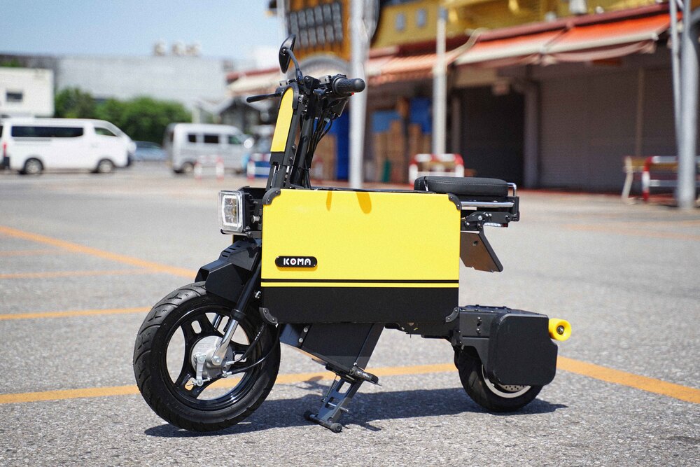 「ICOMA タタメルバイク」はトランスフォームすることで、小さな箱に変身