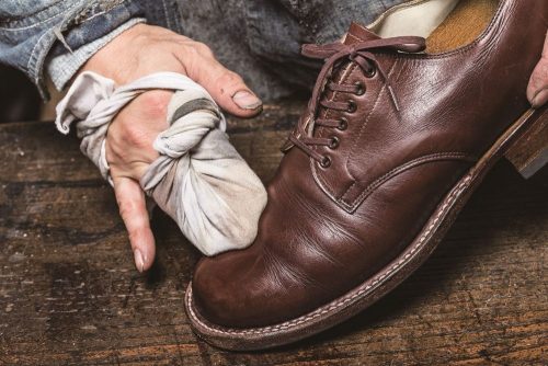 【メンテナンス】革靴のケアがたった10分でできる⁉　簡単4ステップをご紹介！
