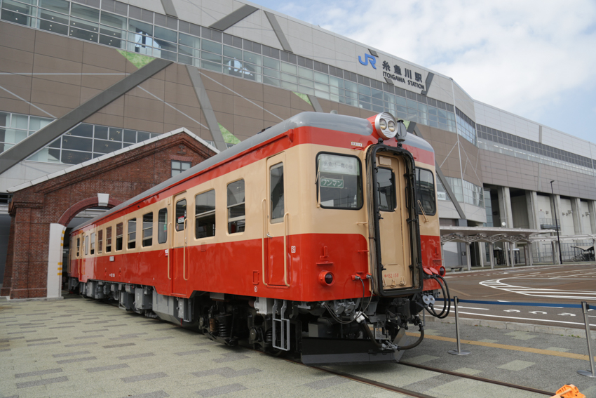 「日本海ひすいライン」の拠点となる糸魚川駅