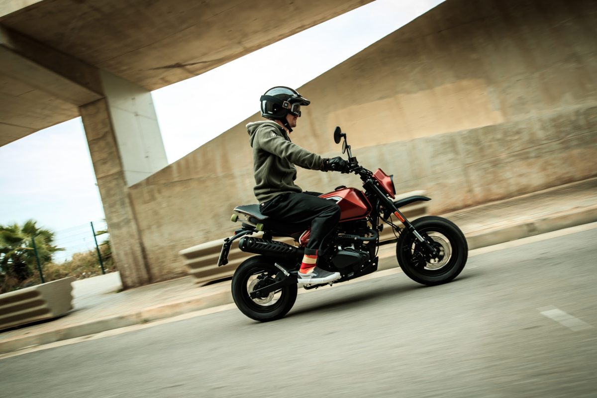 一味違うバイク】オーストリア発「ブリクストン」のクール＆モダンな