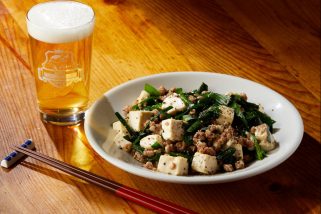 「4分で激うま神レシピ」ビールに合う肉つまみ“カタクリいらずのひき肉ニラ豆腐”がマジで最高！