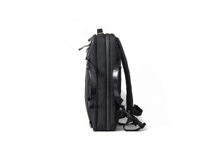 機能美を追求してきたberuf baggageから6wayの多彩な使い方が可能なバッグが登場！　