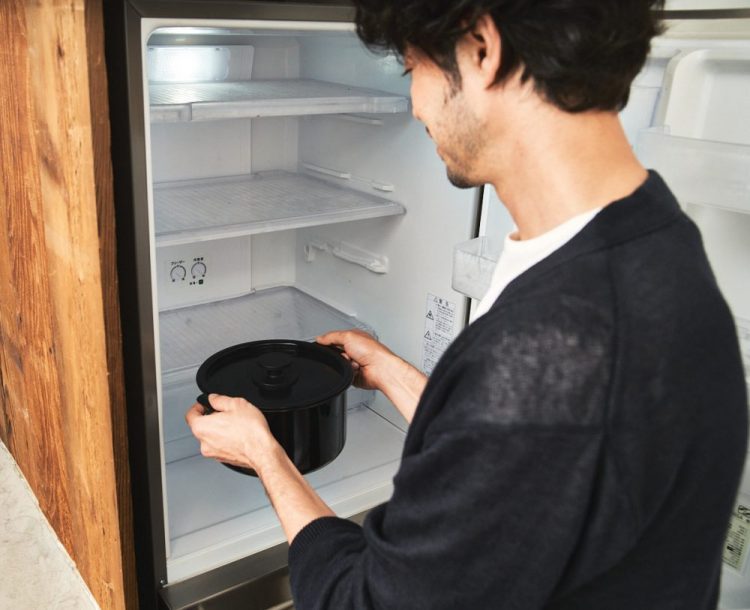 冷蔵庫で保存できるホーローなべ
