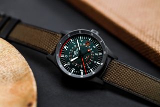 「究極の耐久性を誇る時計」高い硬度を持つフルチタン製！フォルティスのパイロットウォッチに注目