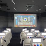 その1：グリコのお菓子クイズに挑戦！「スタジアムホール」