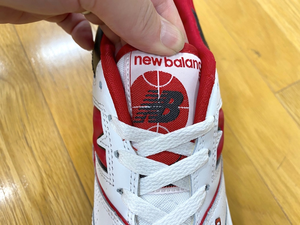 「ニューバランス BB550」80年代の名バスケットボールシューズを復刻！