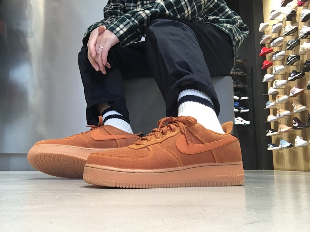 NIKE AIR FORCE 1 '07 LV8 STYLE