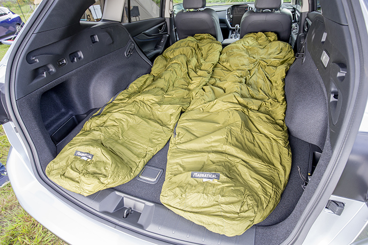 長170cm以下であれば寝袋を敷いての車内泊が可能
