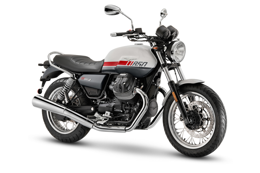 70年〜80代のヴィンテージバイクを彷彿とさせる「V7 SPECIAL」レッドストライプツイントーン