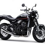 Z900RSの2023年新色として追加ラインナップしたブラックにピンストライプを配したモデル