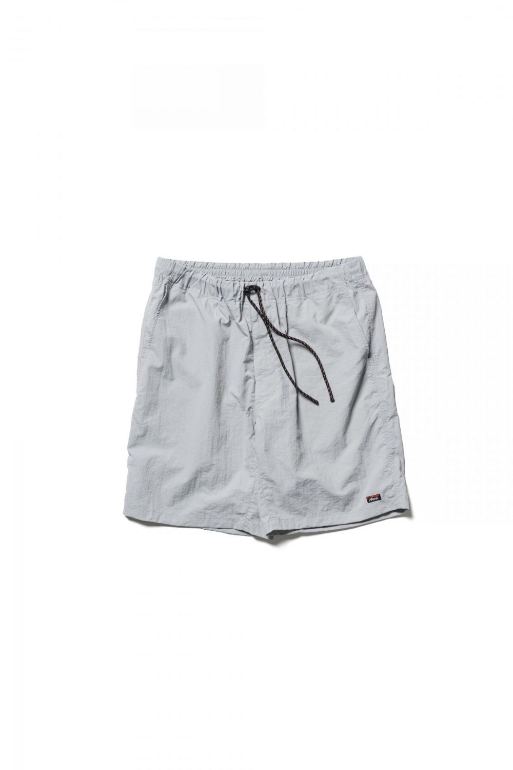 「NYLON TUSSER EASY SHORTS」￥11,000／GRY