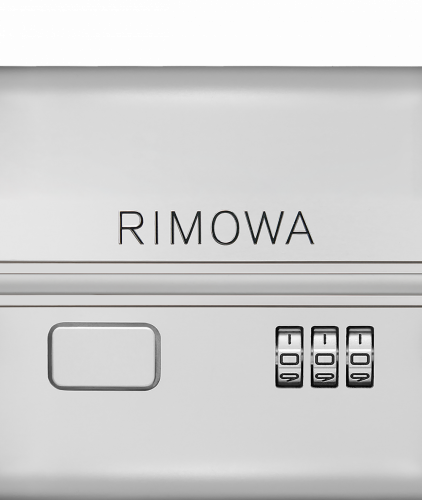 プレミアムラゲージで世界をリードする人気ブランドのRIMOWAは、2022年ギフトシーズンに向けて個性あふれる新作２アイテムを発売する。おすすめです。