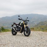 オールラウンダー独特のスタイルを継承した「SCRAMBLER 400 X」