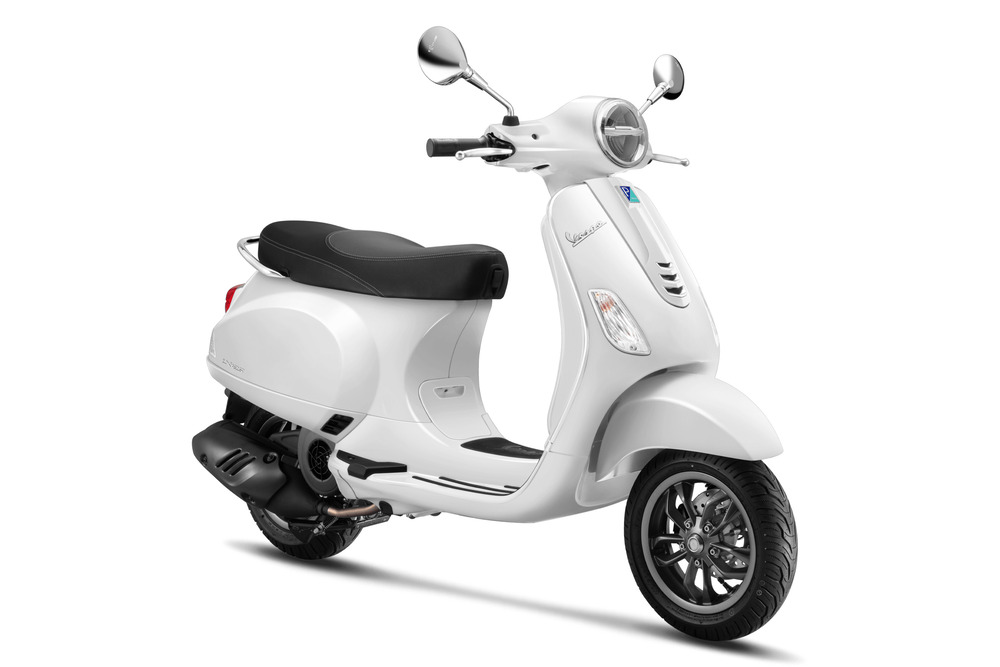 新型「Vespa LX 125 ABS」イノチェンツァホワイト