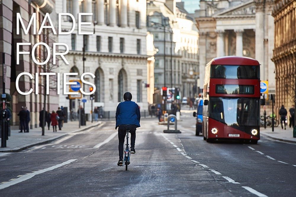 イギリス生まれの折り畳み自転車「ブロンプトン」で通勤ついでに健康維持！　