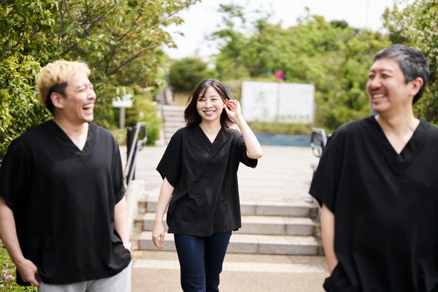 リラックス感を併せ持つ「クロ装束」は男女問わず楽しめるmade in Japanの和装Tシャツ