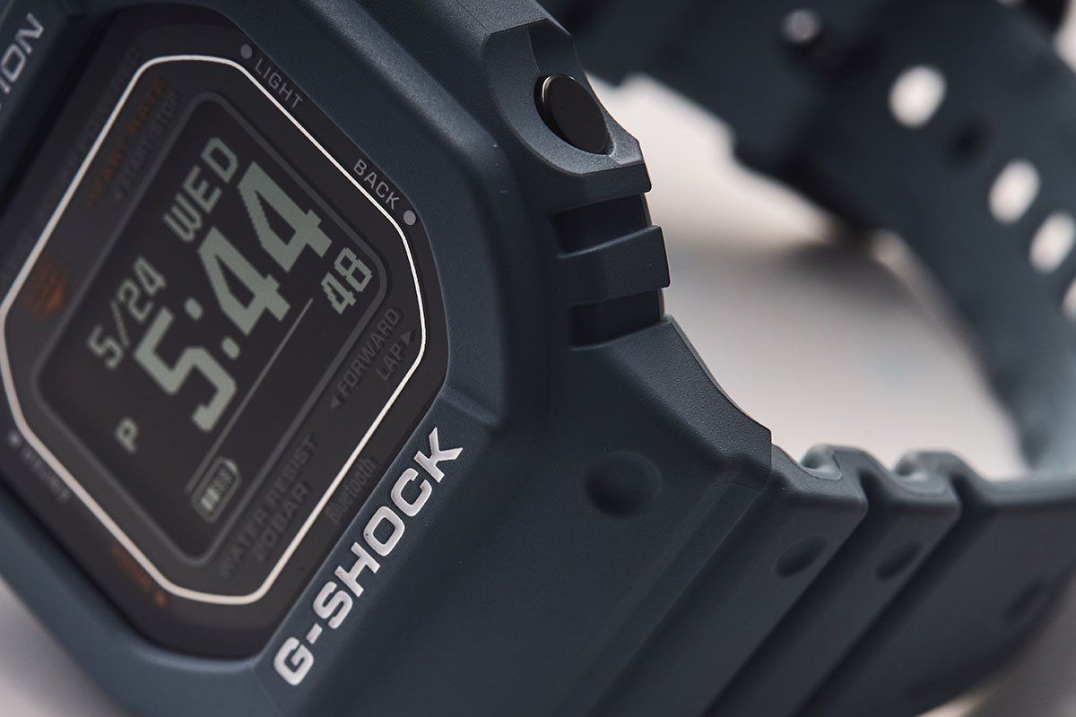 コスパ最強のG-SHOCK】完成度がすごい！新生G-SQUADはスマートウォッチ ...