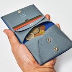 モリニ／Folded multi purpose wallet ふた部分をトレーのようにして使えて便利！