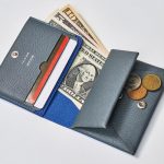 モリニ／Folded multi purpose wallet 札はカードケースとコインケースの裏に挟んで収納