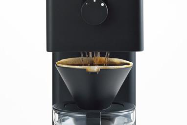 2.〈TWINBIRD〉全自動コーヒーメーカー CM-D465B／6方向シャワードリップによりプロの技を再現し、抽出の様子が見える構造で香りも堪能できる